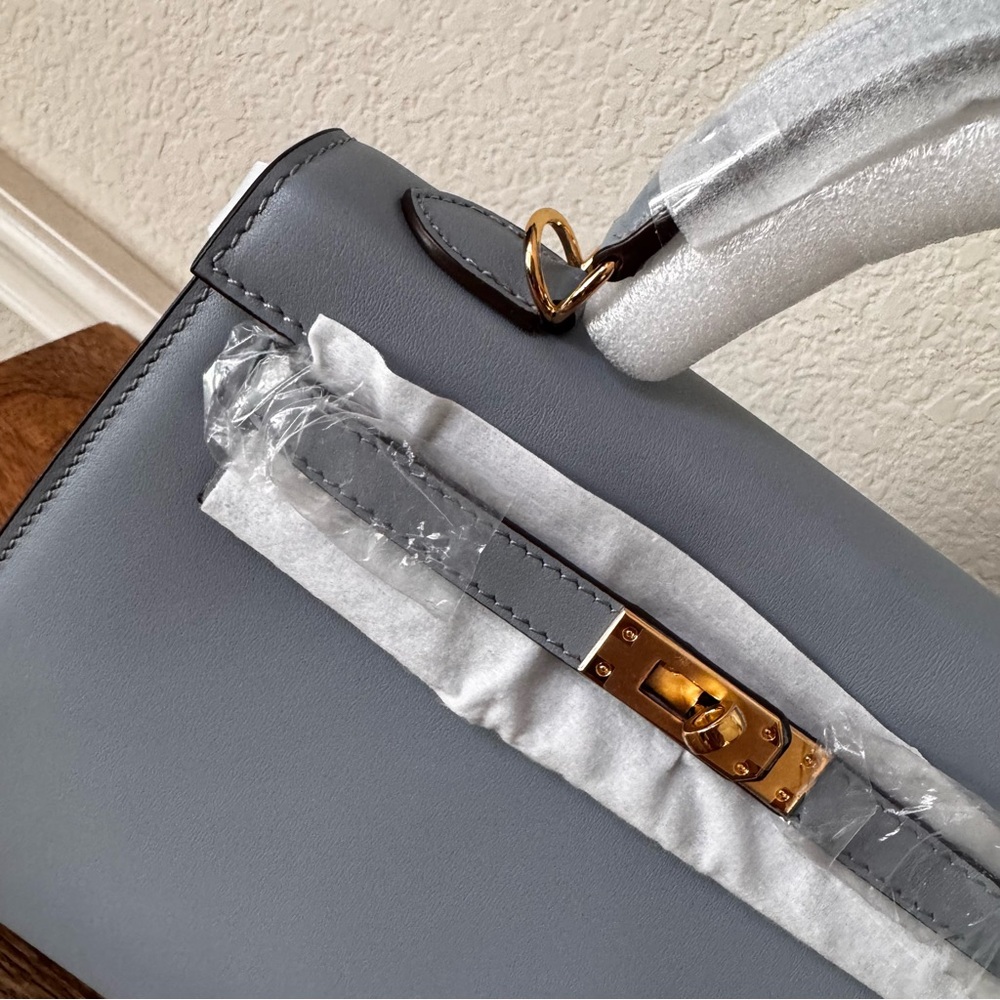 LEATHER INSIDE & OUT | Light Blue Mini 25 Sellier KL Top Handle w/ Gold HW S17 - Picture 4 of 13